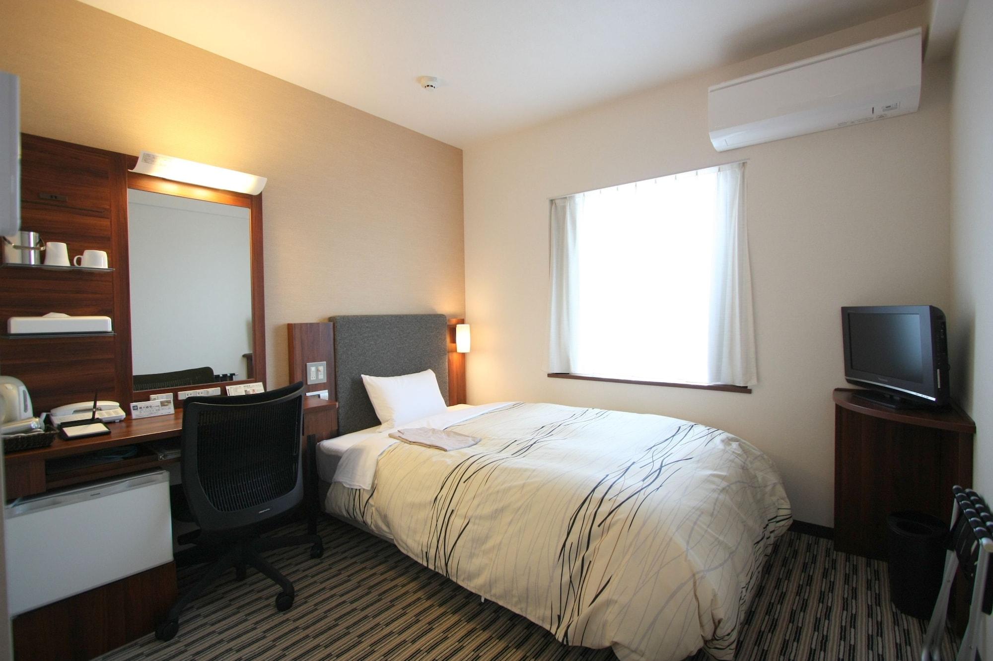 Uozu Manten Hotel Ekimae المظهر الخارجي الصورة