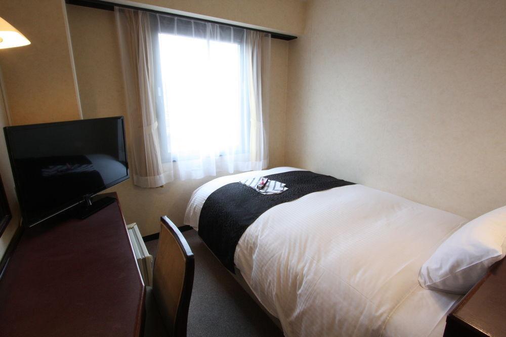 Uozu Manten Hotel Ekimae المظهر الخارجي الصورة