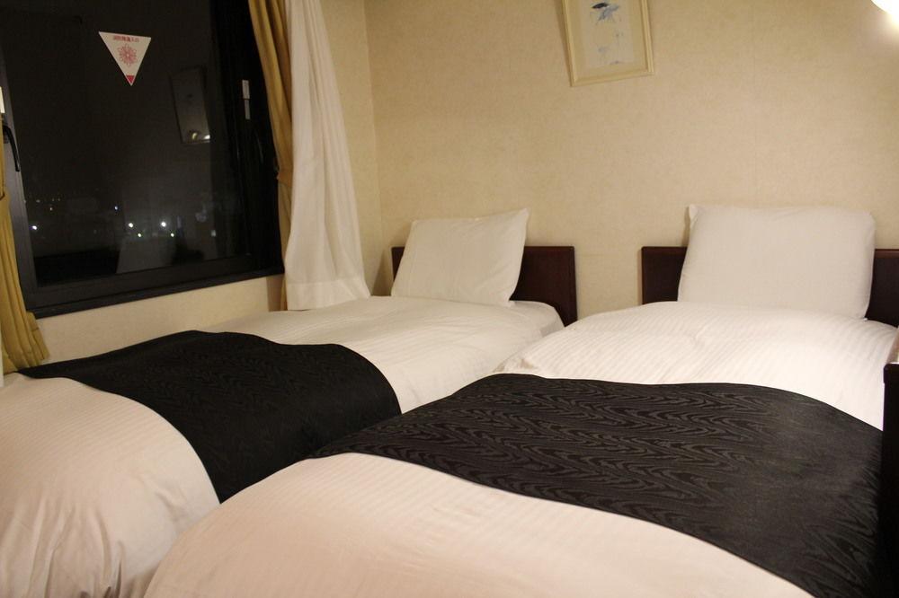 Uozu Manten Hotel Ekimae المظهر الخارجي الصورة